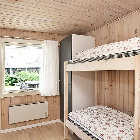 Casa vacanze Three-bedroom Holiday In Knebel 4 Skødshoved Strand
